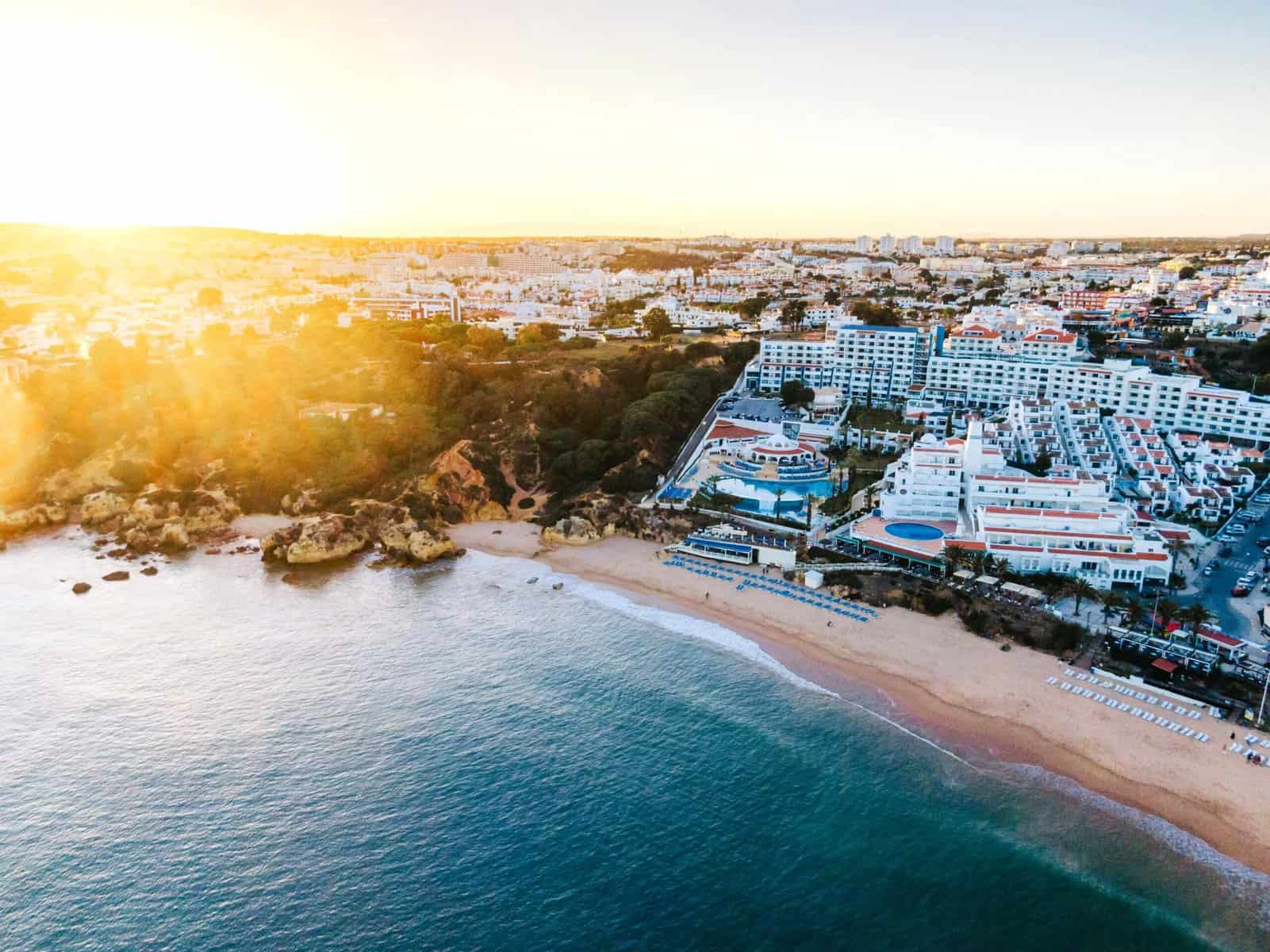 Algrave-Potugal-hotels-and-beach