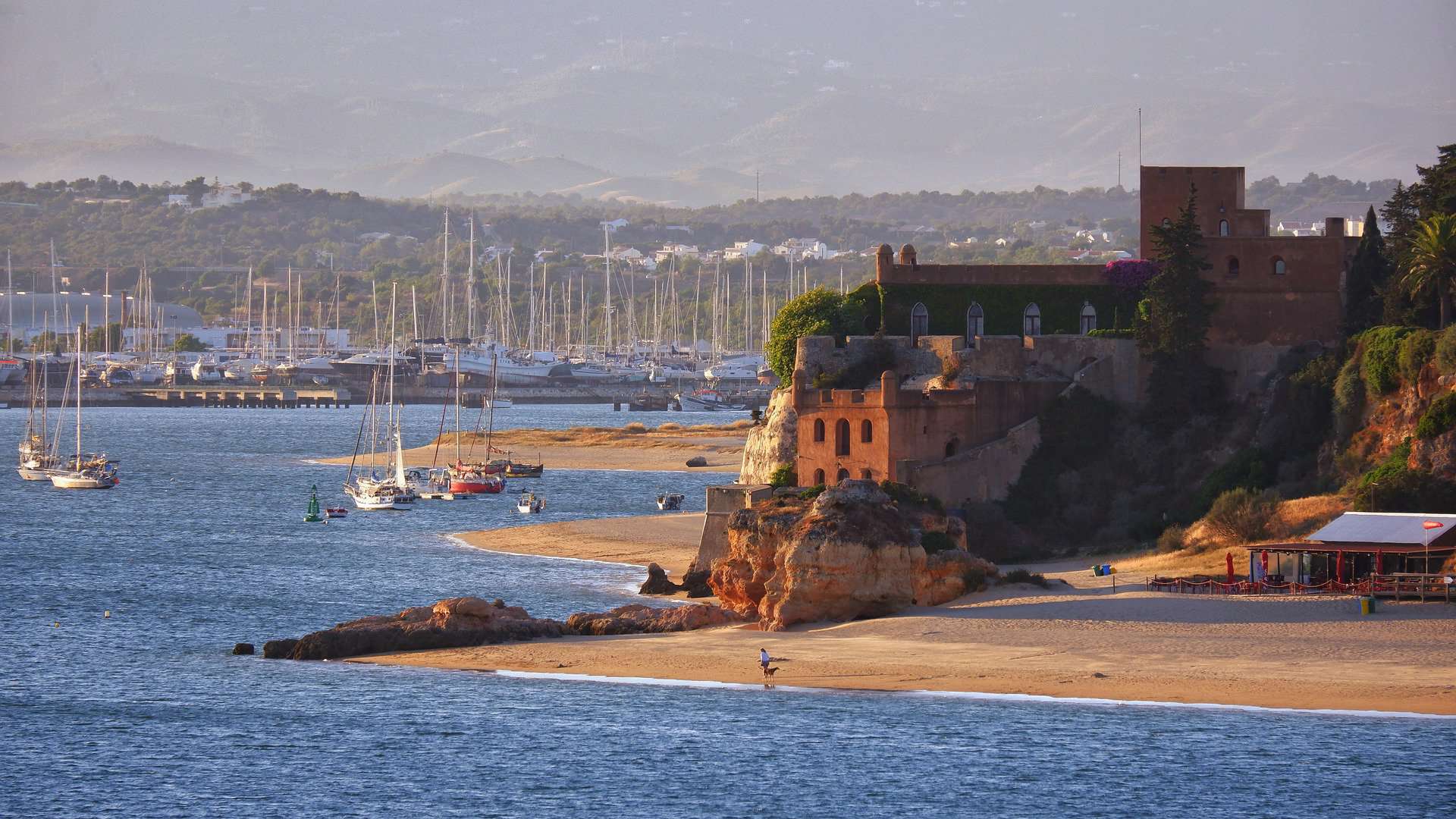 Portimão-Portugal-Ferragudo-Castelo-de-Ferragudo