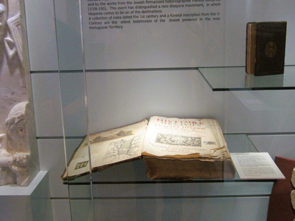 Belmonte-Portugal-Jewish-museum-old-book