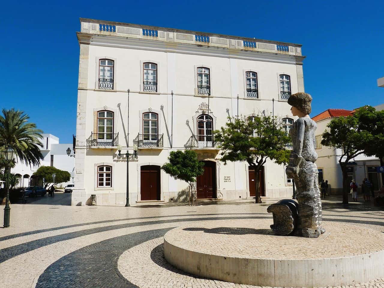 Lagos-Portugal-Praça-Gil-Eanes